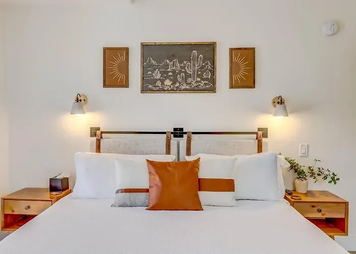 Sam Hughes Desert Oasis, Private Pool & Walk To Ua * Tucson