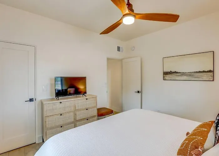 Sam Hughes Desert Oasis, Private Pool & Walk To Ua Villa Tucson
